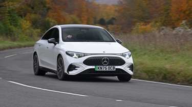 Mercedes CLA — в повороте
